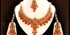 Kundan Necklace Set