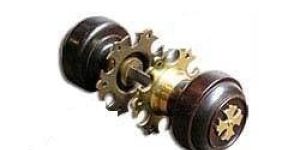 Wooden Gothik Door Knob