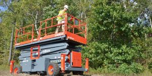 Rough Terrain Scissor Lifts