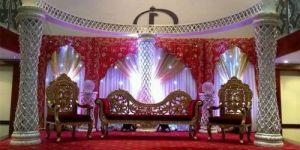 DECORATIVE WEDDING WOODEN FURNITURE