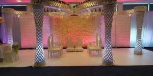 Palazzo Half Moon Stage