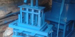Manual Concrete Block Making Machine