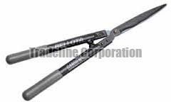 Straight Line Hedge Cutters