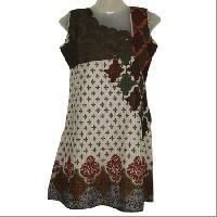 Ladies Woven Garments