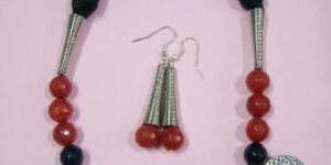 Neil Artificial Necklace Set