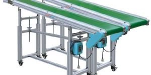 Conveyor for Injection Moulding Machine