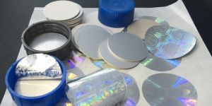 Holographic Induction Wads