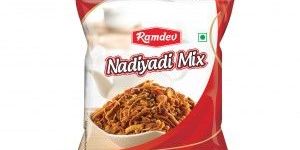 Nadiyadi Mix Namkeen