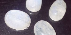Saloni Moonstones