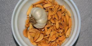 Dehydrated Garlic Cloves