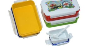 Plastic Lunch Boxes