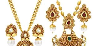 Artificial Pendant Necklace Set