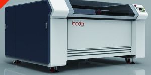 Laser Cutting Machine