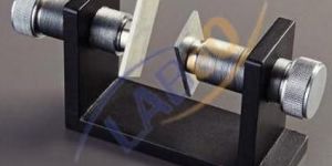 Adjustable Gap Magnet