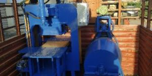 High Pressure Paver Block Machine