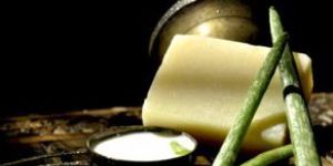 HERBAL ALOE LAVENDER SOAP