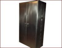 Dress Cabinets