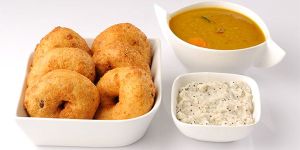 Sambhar Vada