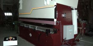 Hydraulic Press Brake