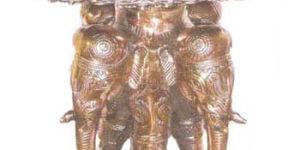 Black Metal Elephant Table