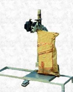 CARRIAGE CONVEYOR SYSTEM