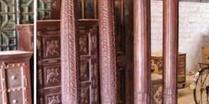 Wooden Pillars