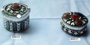 JBWM-030/31 Stone Fitted Pill Box