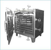 Vacuum Tray Dryers