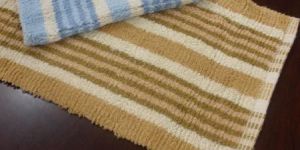 Woolen Hand Woven Rugs