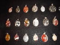 Cabochons Pendants