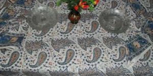 Table Cover -04