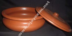 Ajay Clay Cookware Pot