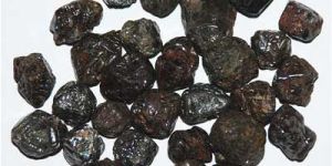 Reddish Natural Loose Rough Diamonds