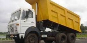 Heavy Earth Moving Machinery Rental Service