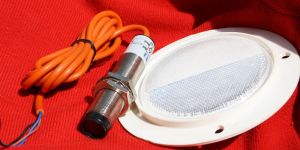 Retro Reflective Switch