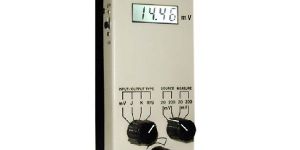 PORTABLE THERMOCOUPLE CALIBRATOR IT52.50