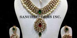 Kundan Imitation Necklace Sets