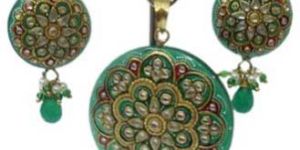 Indian Traditional Pendant Set