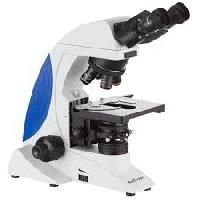 Binocular Research Microscopes
