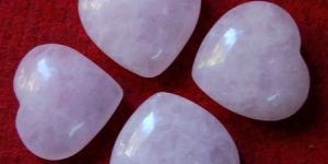 Agate Rozz Quartz Heart Stones