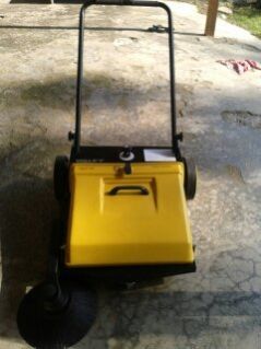 Manual Road Sweeper