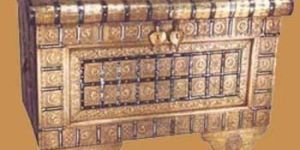 Handicrafts Multicolor Iron Trunk Box