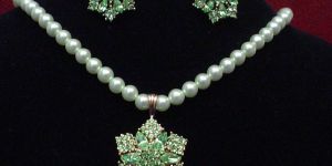 Luxury Green Zircon and Pearl Pendant Set