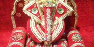 Handcrafted Ganesh Statues