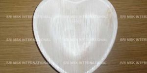 Areca Leaf Heart Shape Plates 01