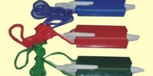 Box Shape Hanging Pen