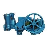 Bulldozer Pumps