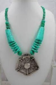 Handicrafts Jewelry