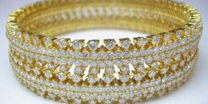 Diamond Studded Bangles (01)