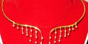 Diamond Studded Necklace Design No. Tkdn-2